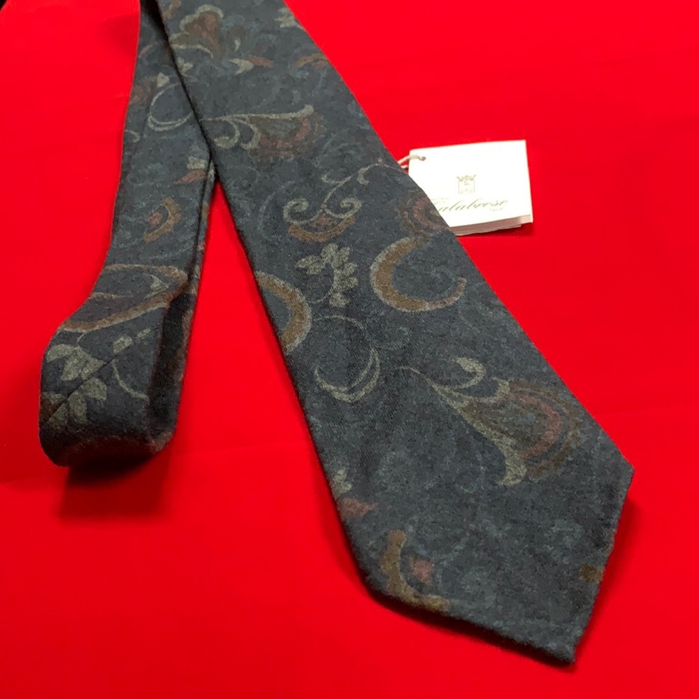 Bodybody Calabrese wool tie. NWT!!